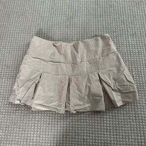 Stylish Tan Pleated Skirt